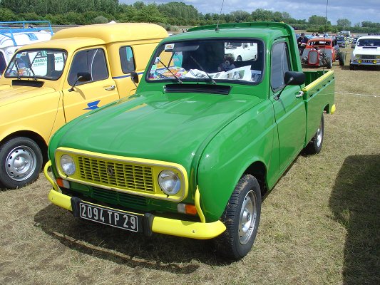 Thenay 2011 série 1 numéro 10: une version 'pick-up' en vert et jaune