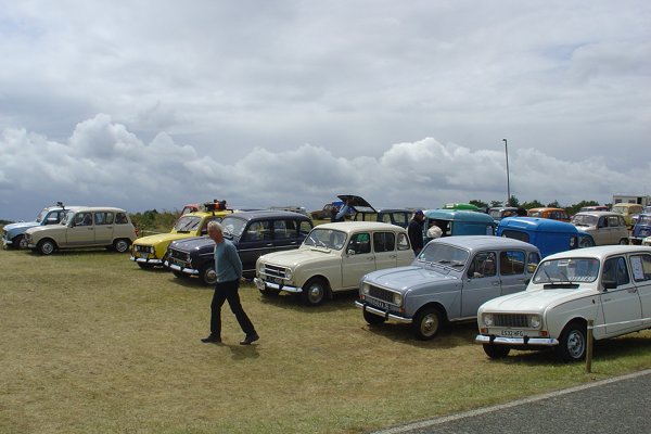 Thenay 2011 série 1 numéro 30: une moitié du champs où beaucoup des Britanniques ont ramassés