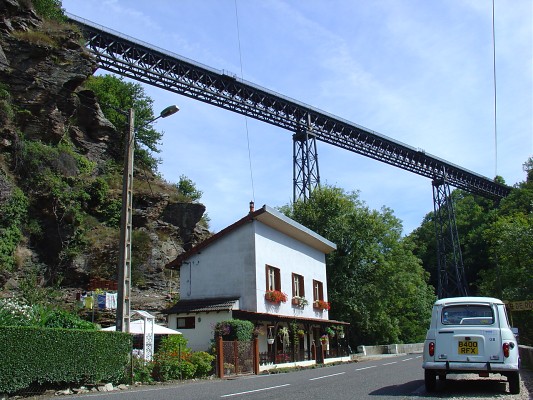 Reflexia, parked under the imposing structure of one of Eiffel's huge viaducts at Rouzat