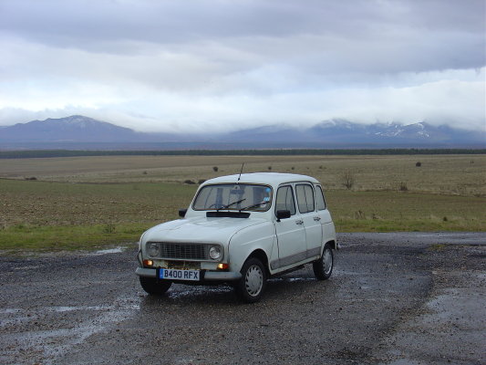 Reflexia with a beautiful mountainous backdrop, in the same location as the picture above