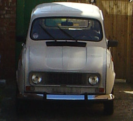 Queen Geanine bares all up front whilst the number plate is removed for replacement with the UK version