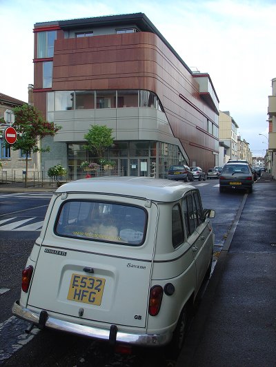 Queen Geanine parked on rue André Theuriet in Bar-le-Duc