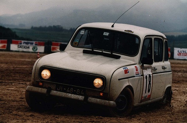 ​#17 RENAULT 4L Auto école